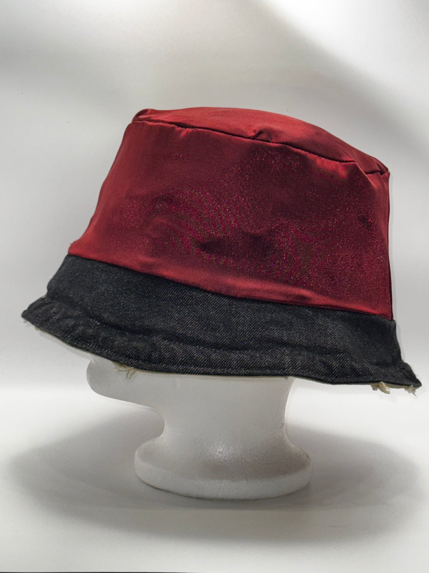 One Wilde Piece (Tan & Red)