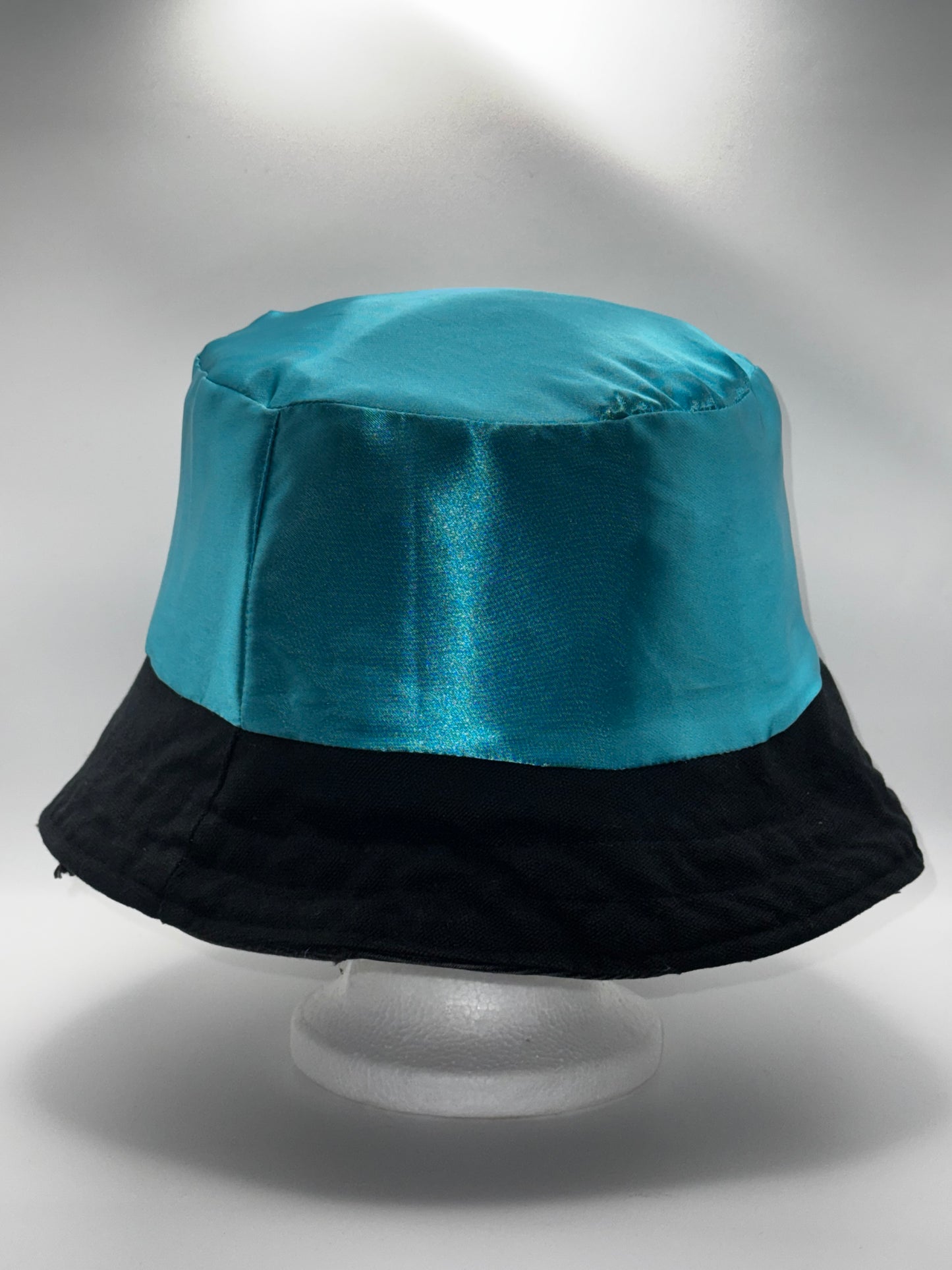 Static Blue (Black , Light Blue & Green)