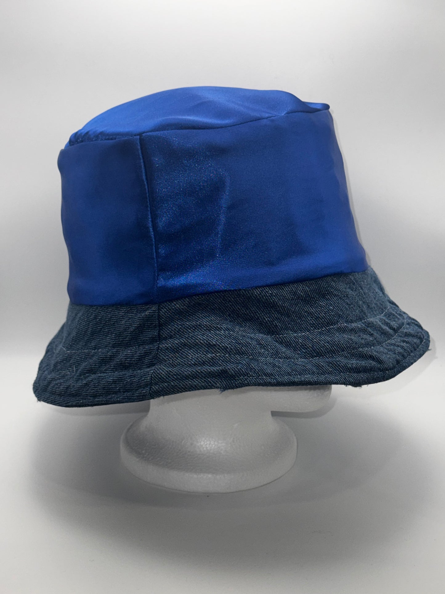 True Blue (Blue)