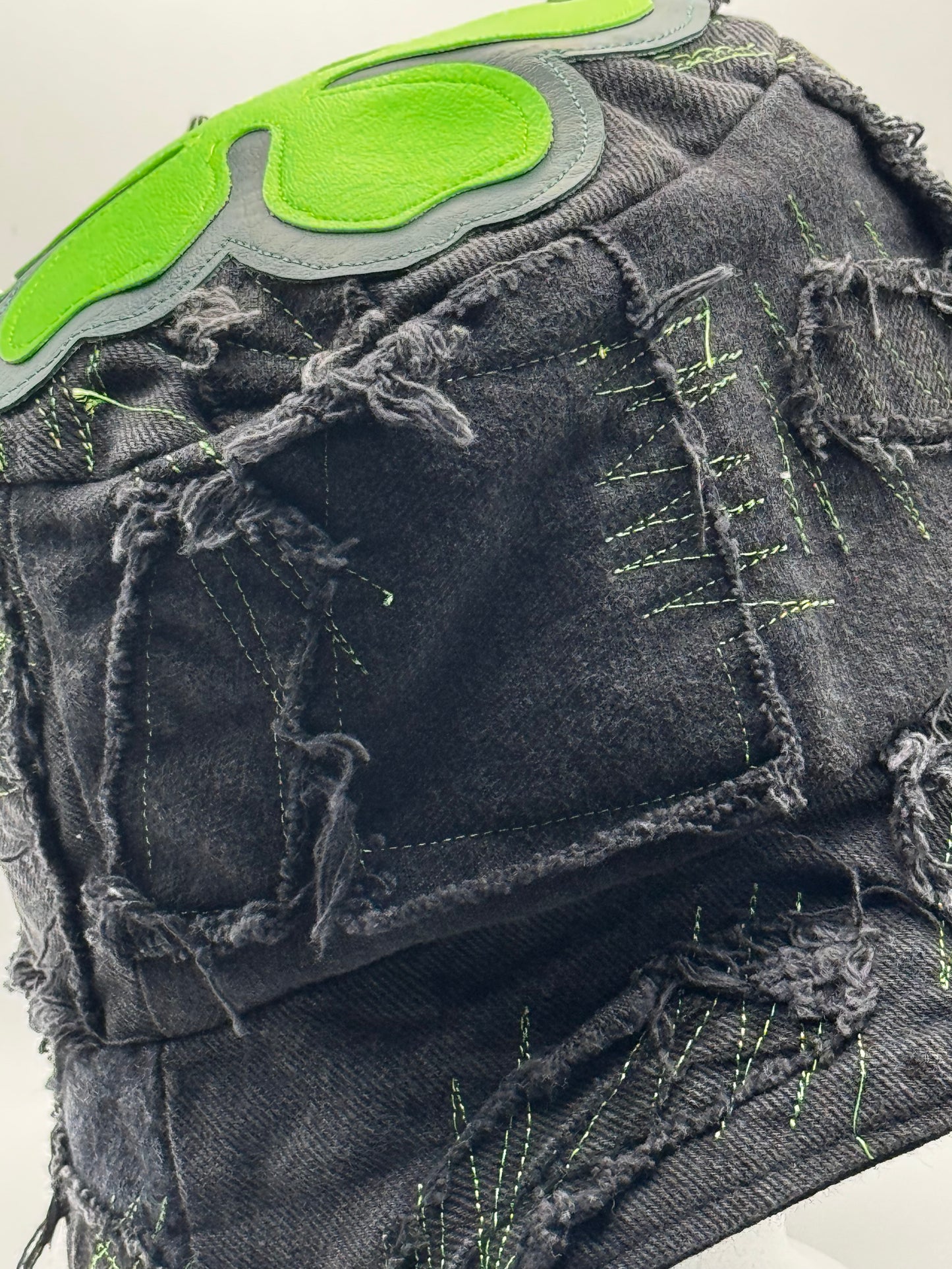 Lazer (Black & Electric Green)