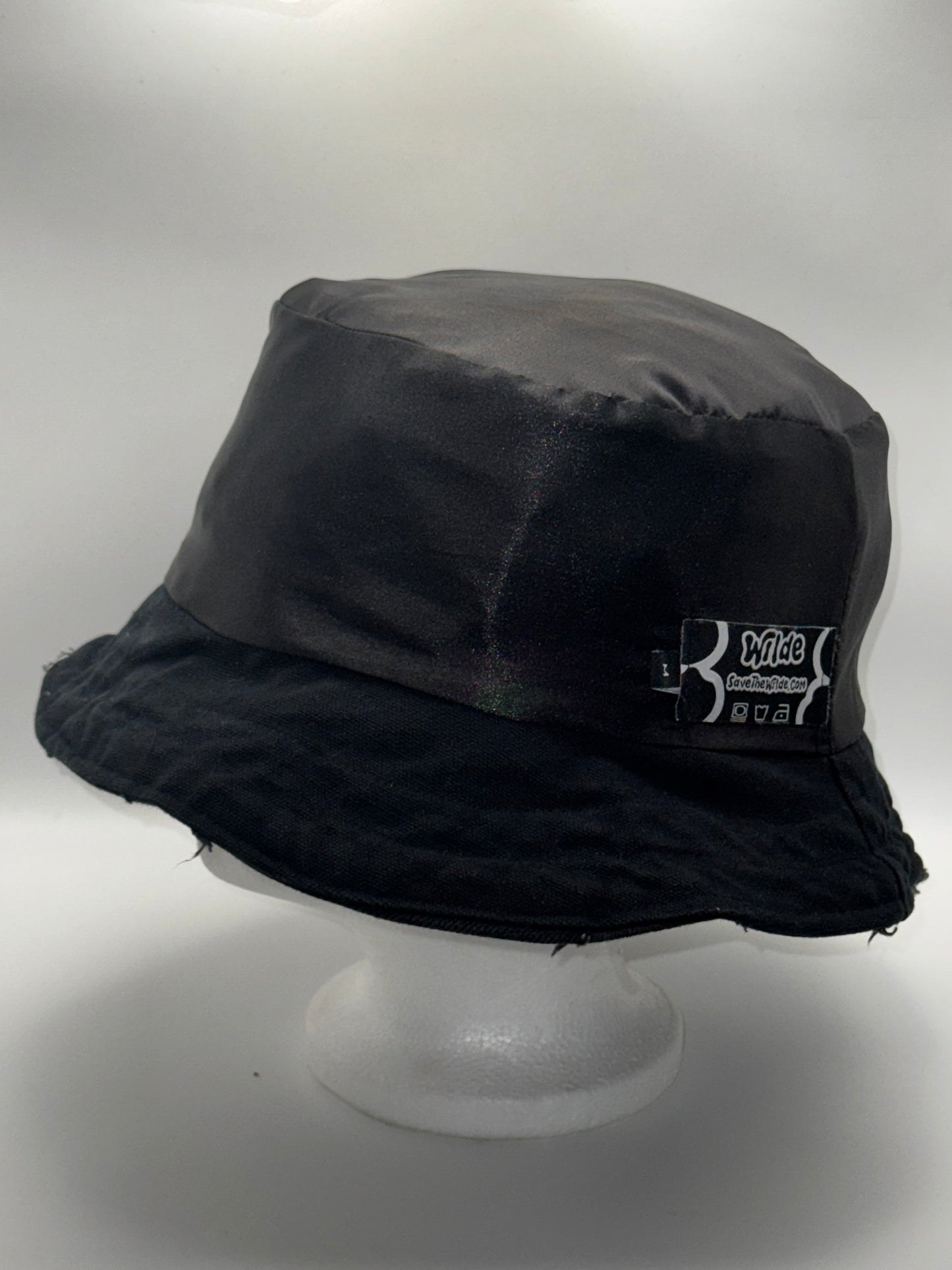 Triple Black (Black)