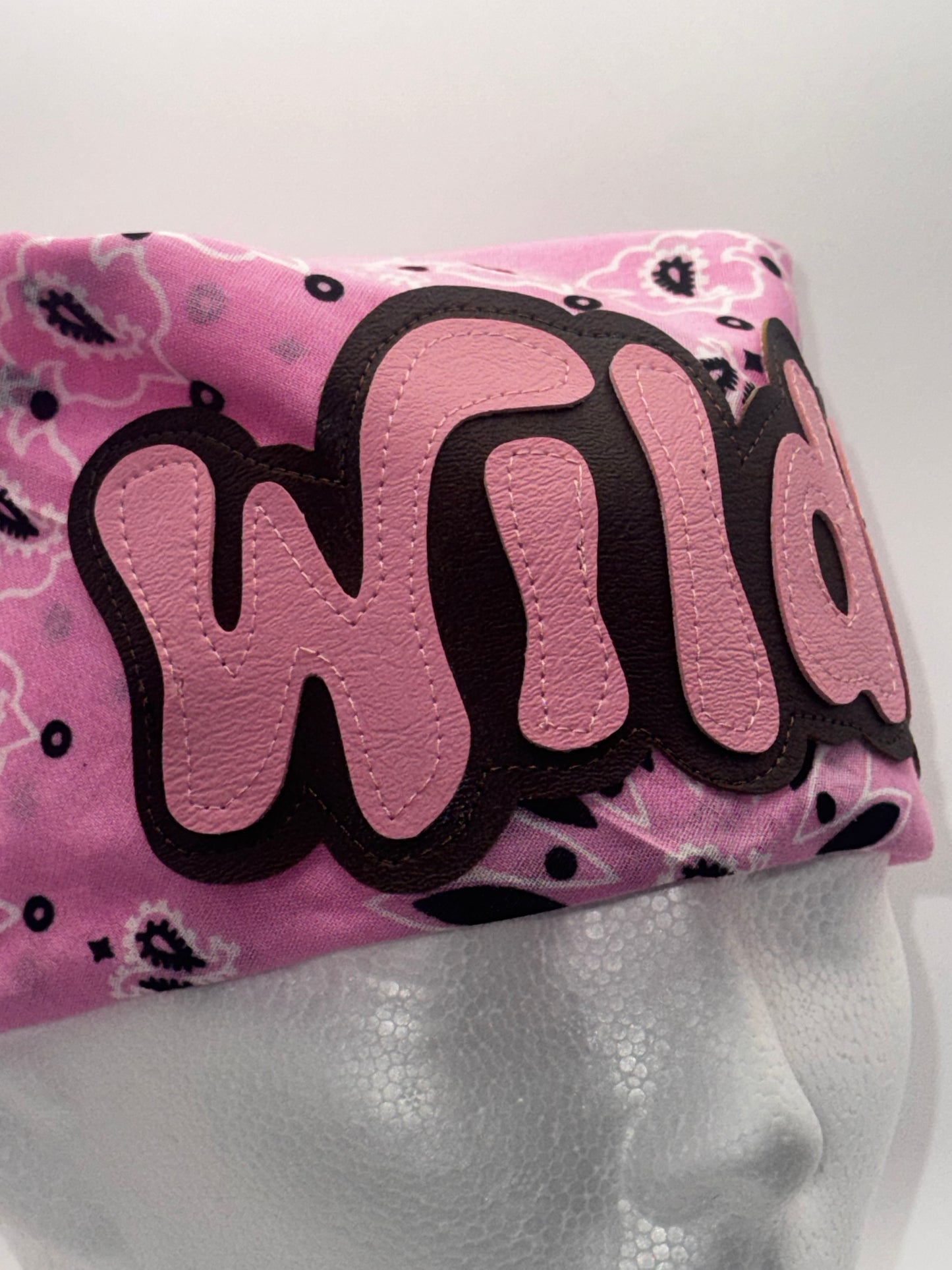 Wilde Bandana (Pink & Brown)