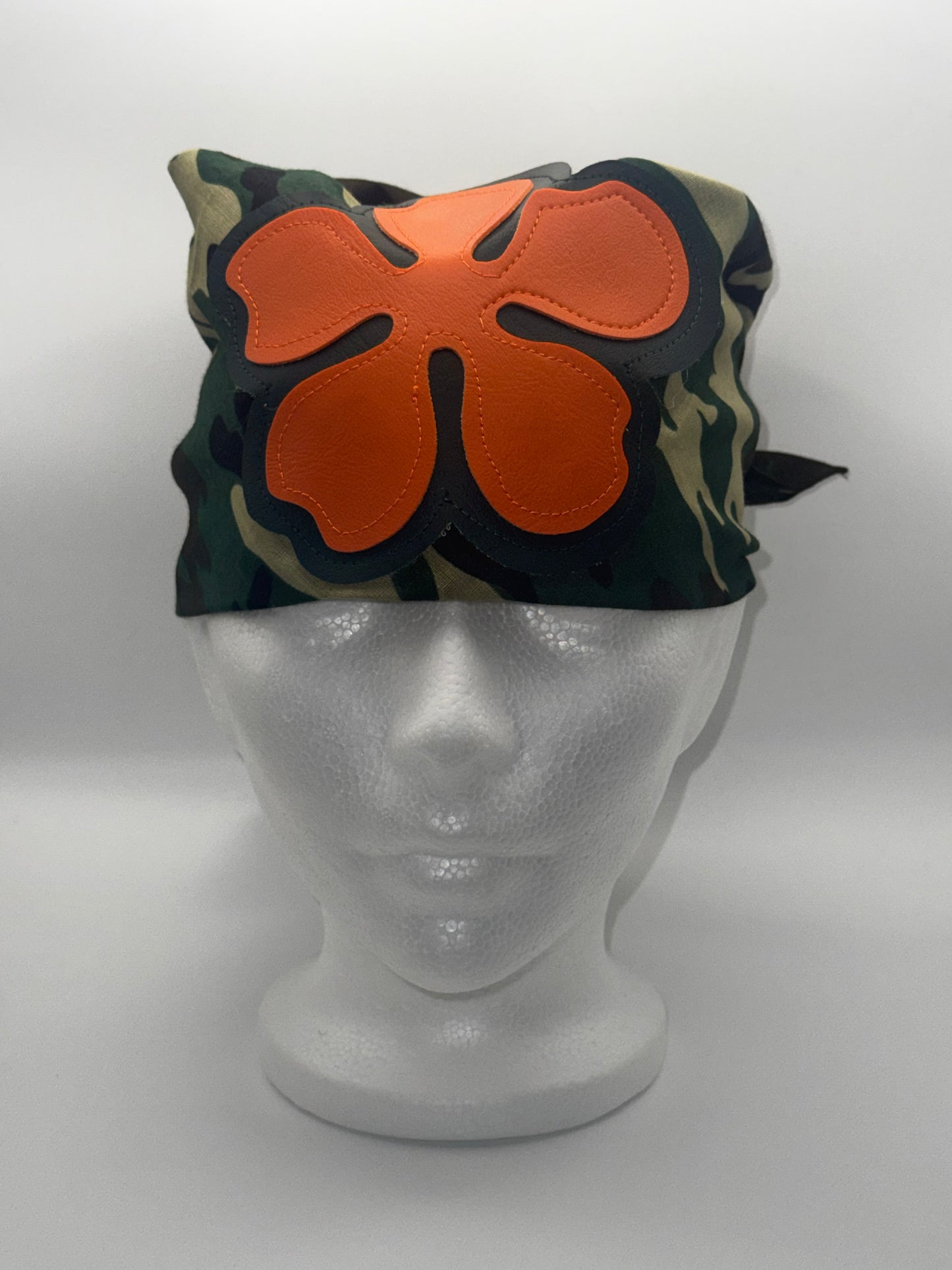 Wilde Bandana (Camo & Orange)