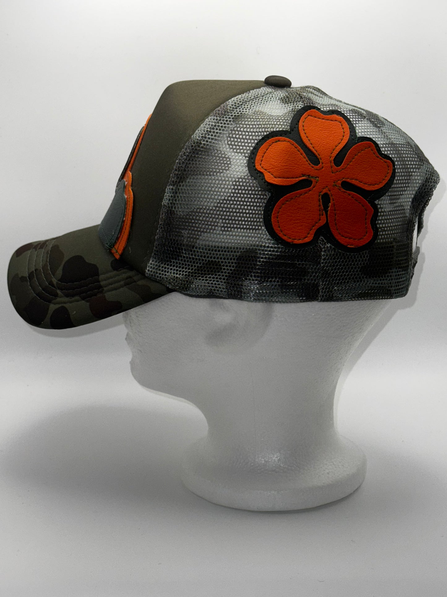 Wilde Trucker (Camo & Orange)