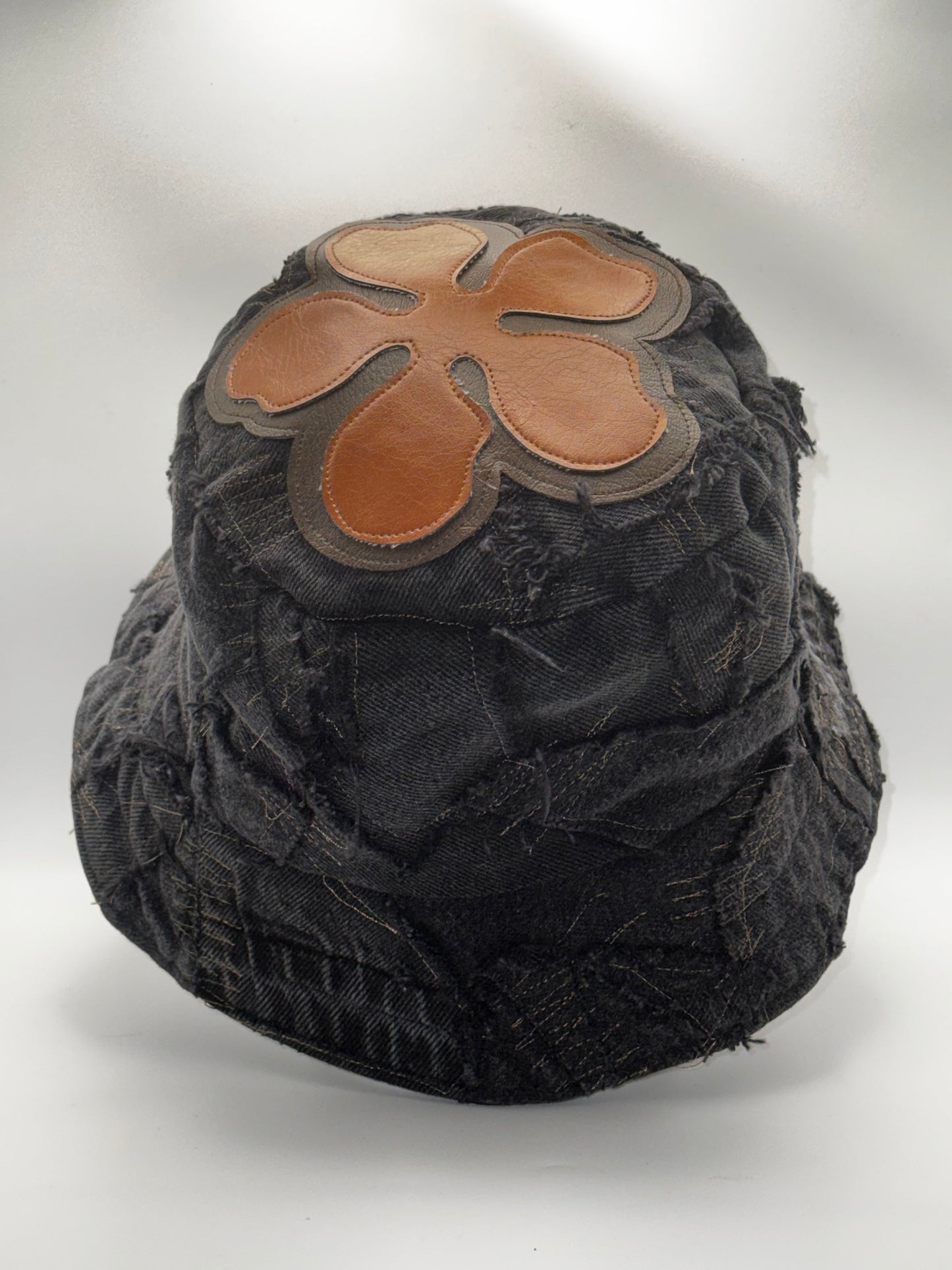 Dark Cosmo (Black & Brown)