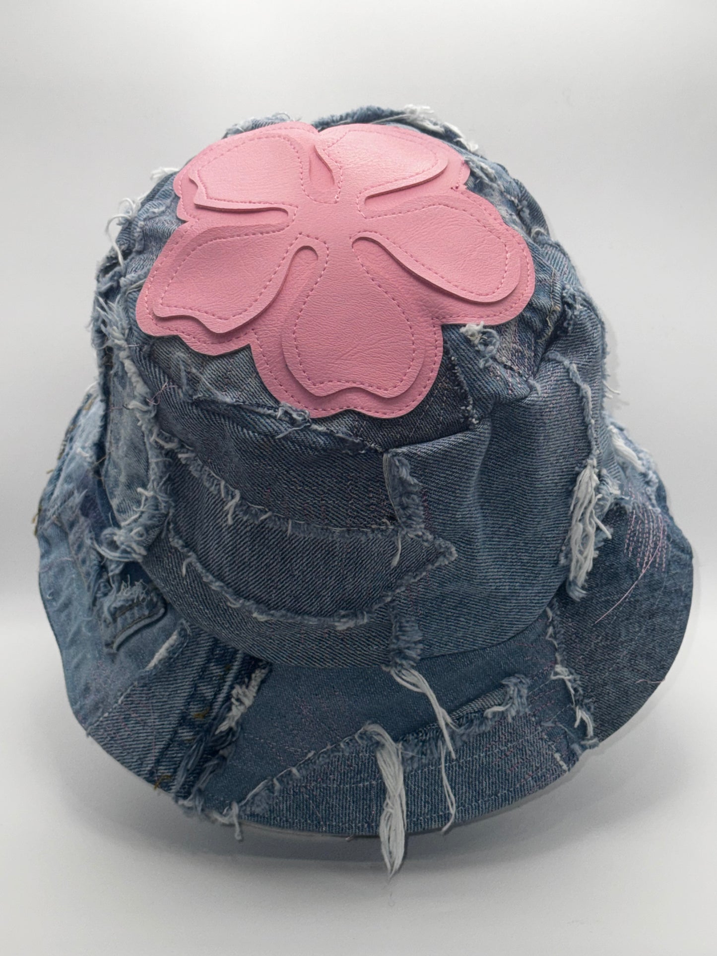 Pinkyy (Pink)