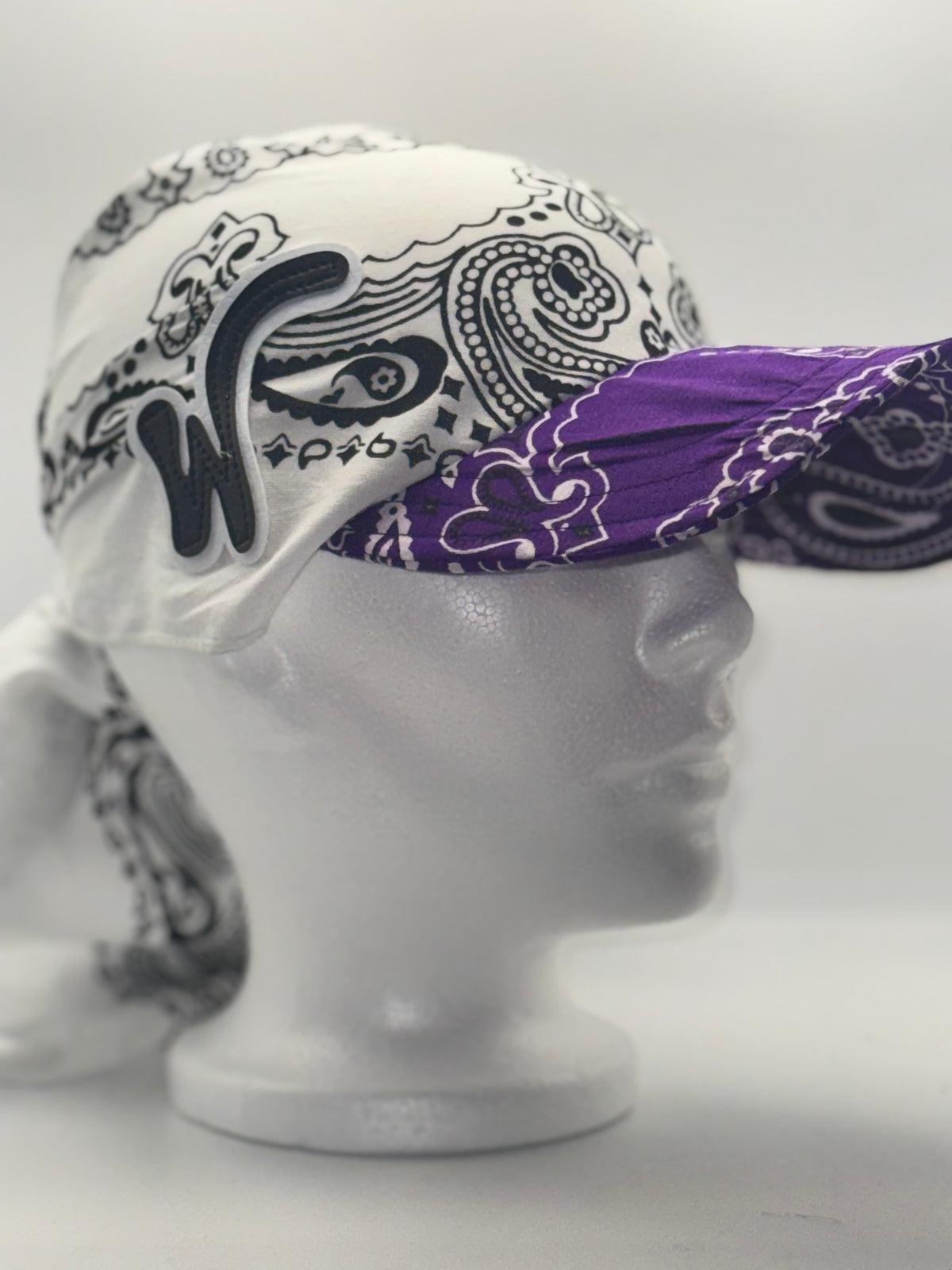 Wilde Flow-Cap (White &amp; Purple )